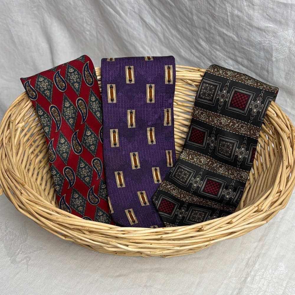 Bill Blass Men's 100% Silk Tie Collection - Red, Purple, Green